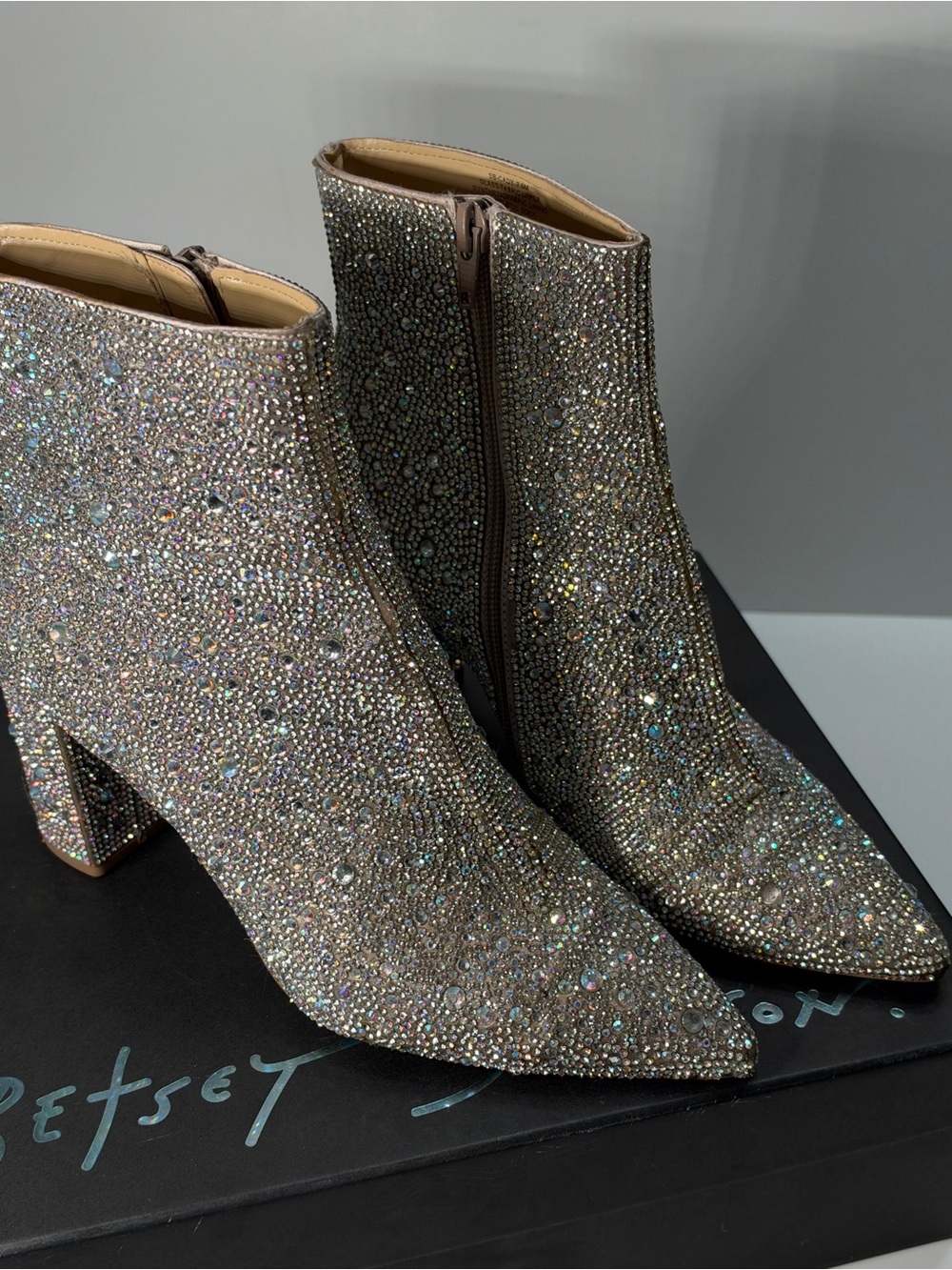 Betsey Johnson SB-Cady Rhinestone Crystal Ankle Boots Size 7.5 Block Heel Silver